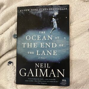 The Ocean at the End of the Lane by Neil Gaiman paperback book